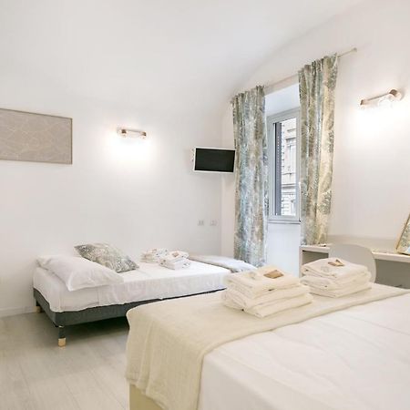 White Candia Guesthouse Рим Екстер'єр фото