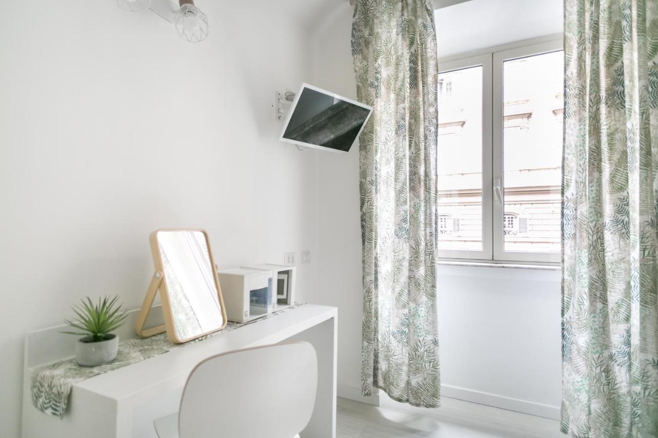 White Candia Guesthouse Рим Екстер'єр фото