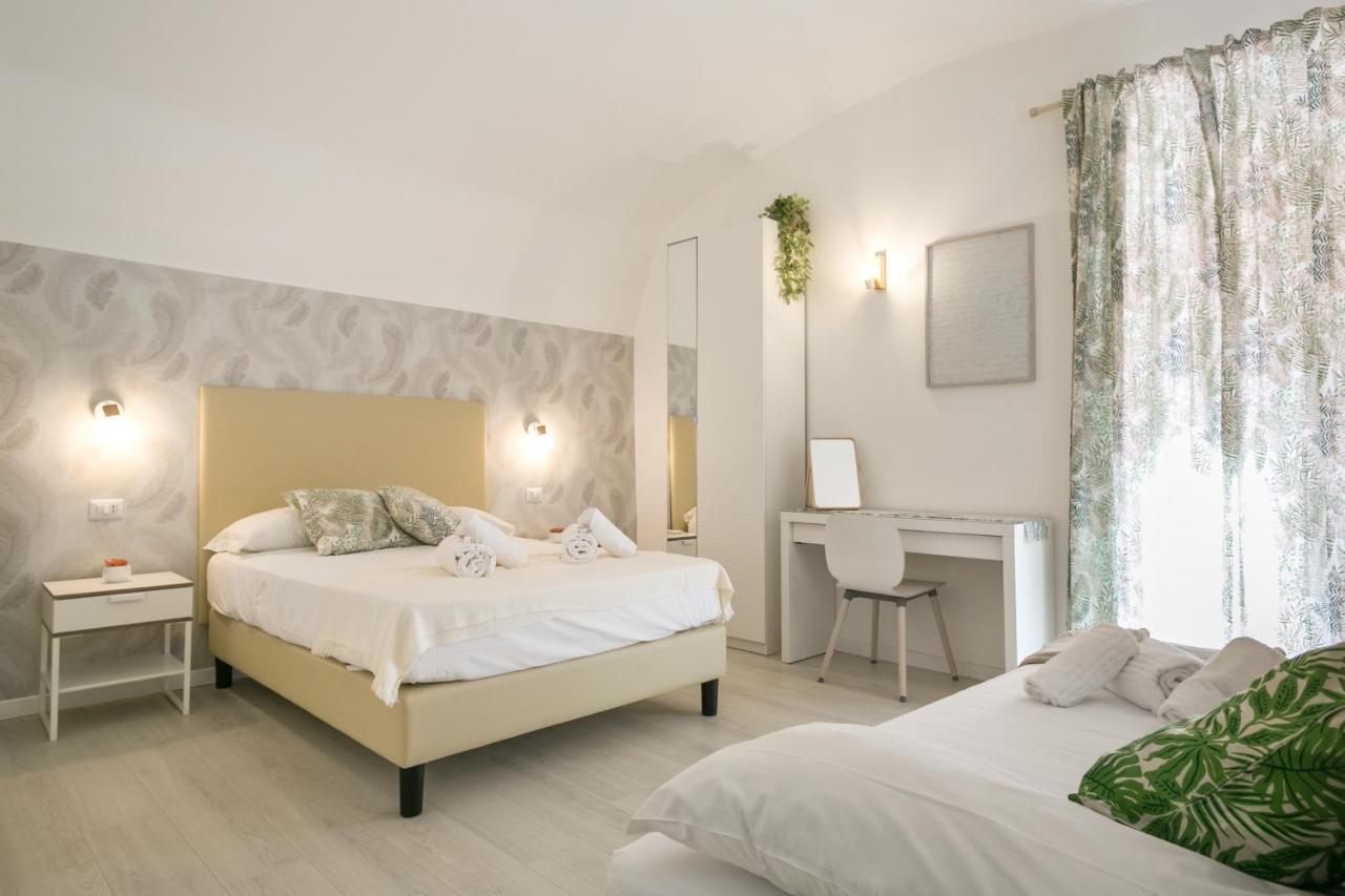 White Candia Guesthouse Рим Екстер'єр фото